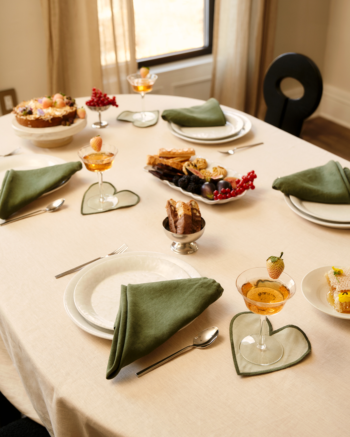 Cr¨¨me 100% French Flax Linen Tablecloth