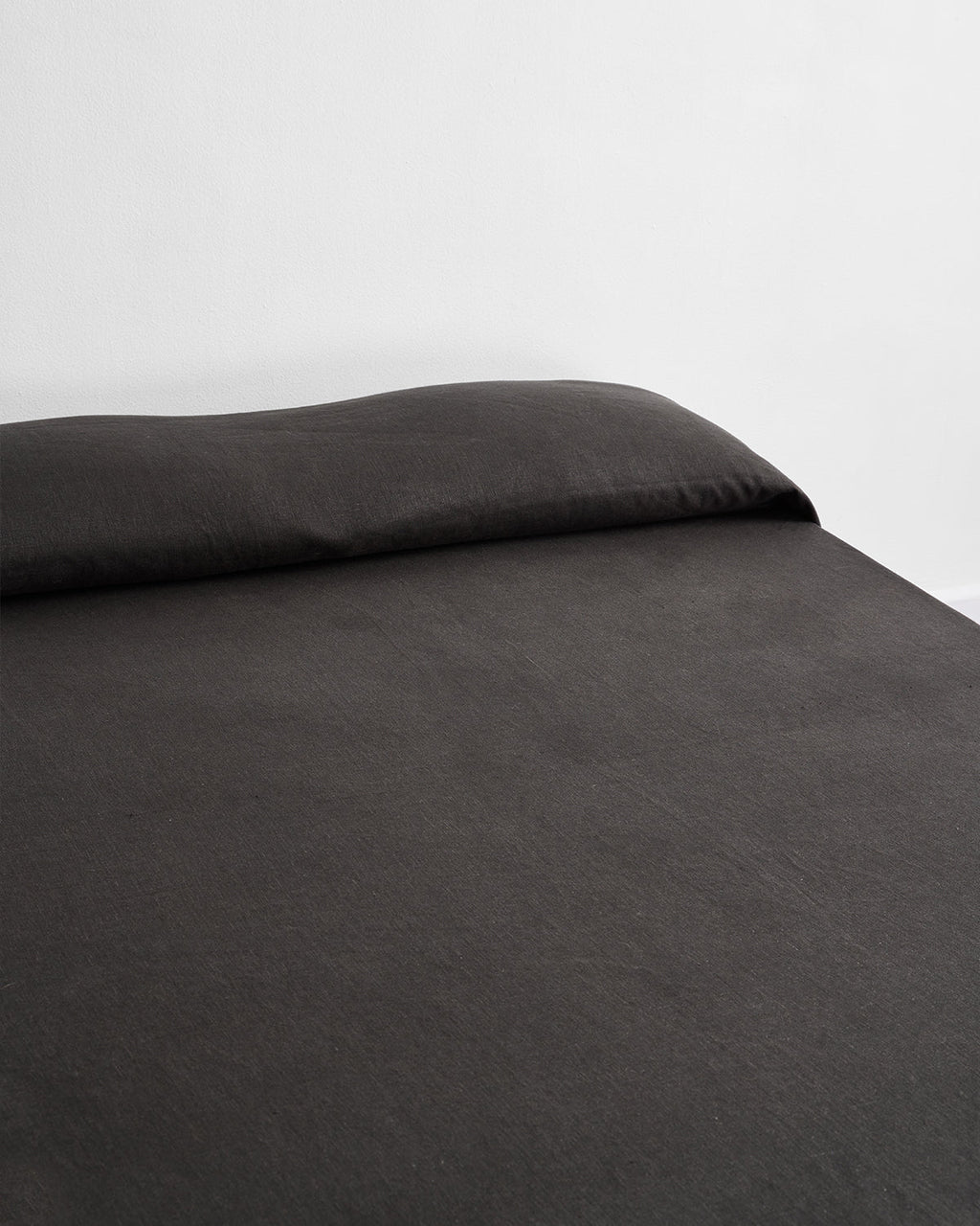 Charcoal Heavy Linen Bed Cover