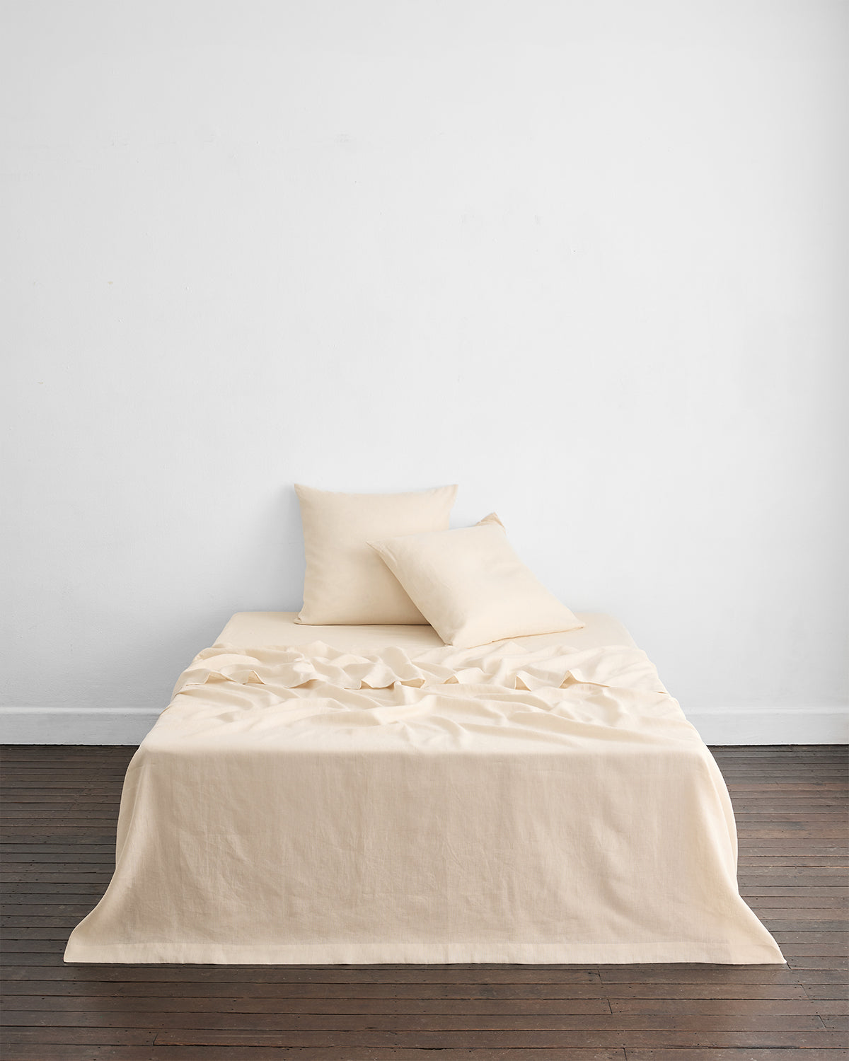 Cr¨¨me 100% French Flax Linen European Pillowcases (Set of Two)