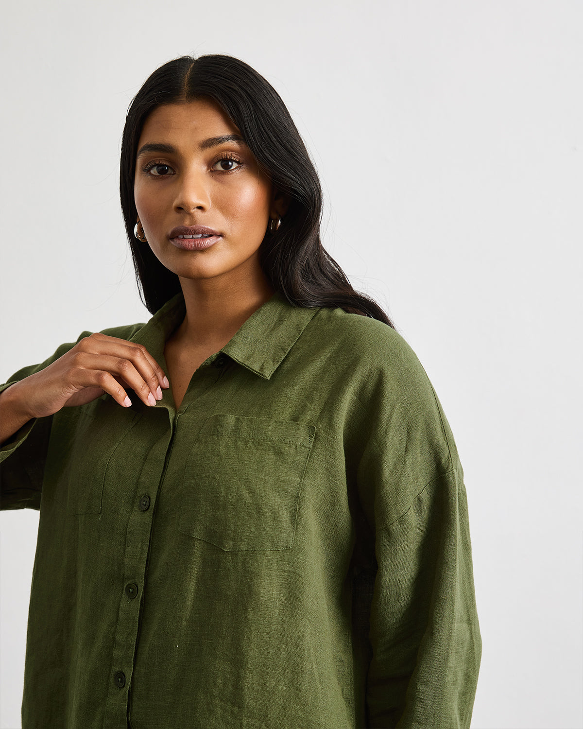 Lounge Long Sleeve Shirt in Olive